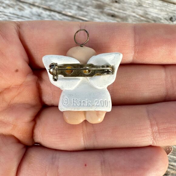 Vintage Jewelry Angel Brooch Pin - Picture 2 of 2